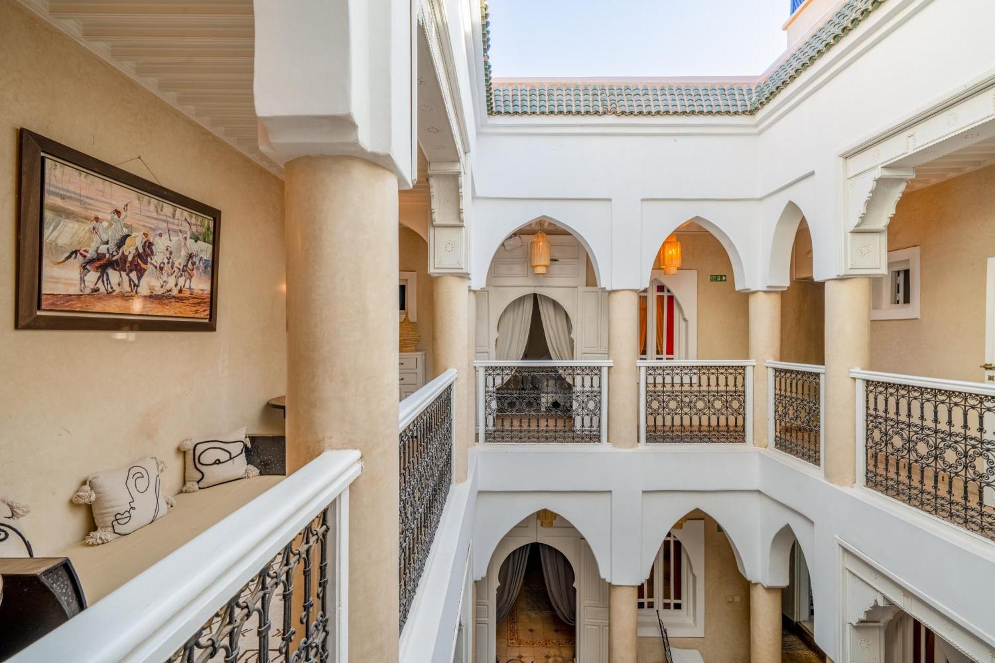 Riad Awinati Location Privatisee ,Piscine Chauffee , Beau Rooftop Marrákes Kültér fotó