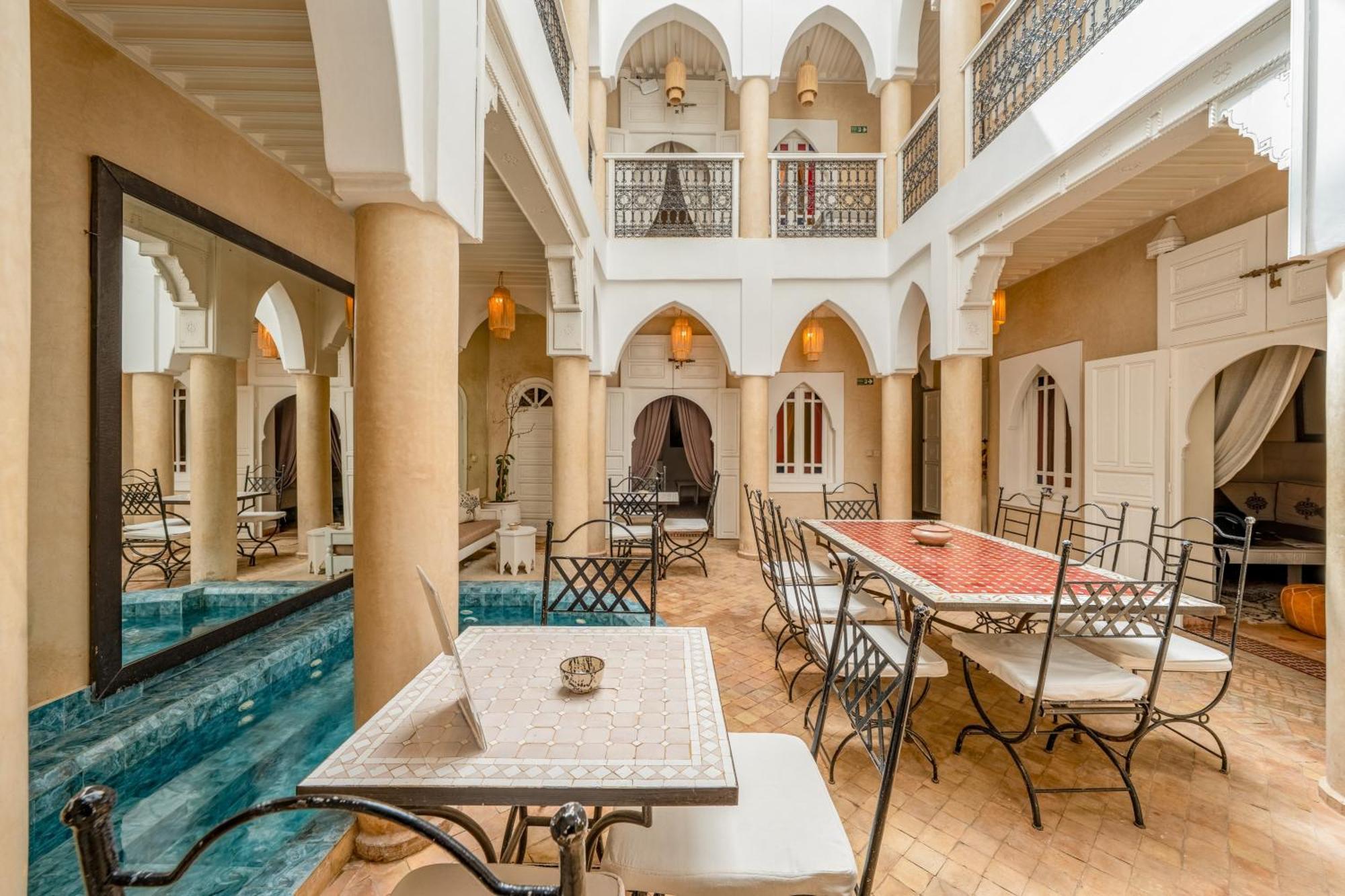 Riad Awinati Location Privatisee ,Piscine Chauffee , Beau Rooftop Marrákes Kültér fotó