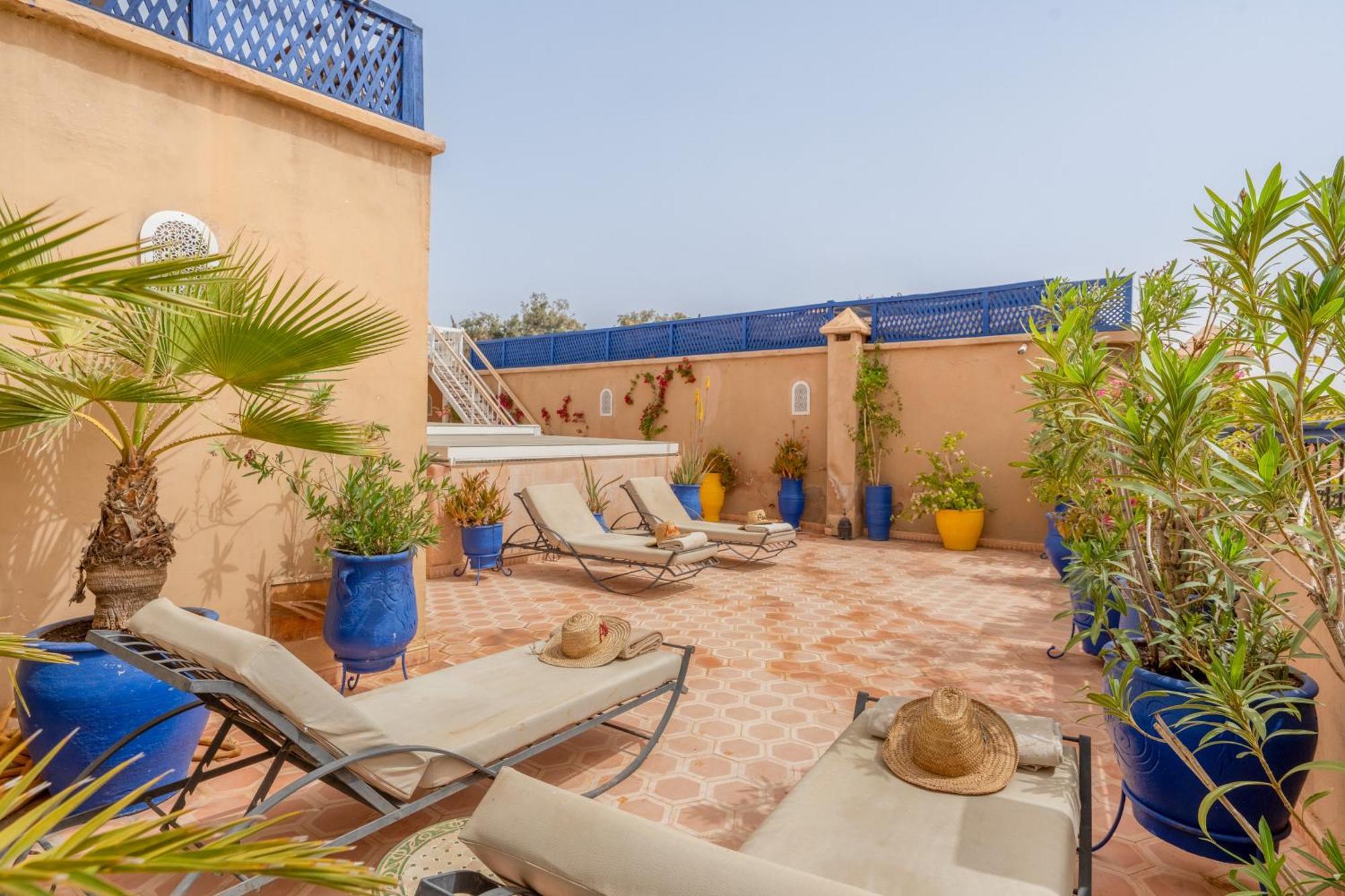 Riad Awinati Location Privatisee ,Piscine Chauffee , Beau Rooftop Marrákes Kültér fotó