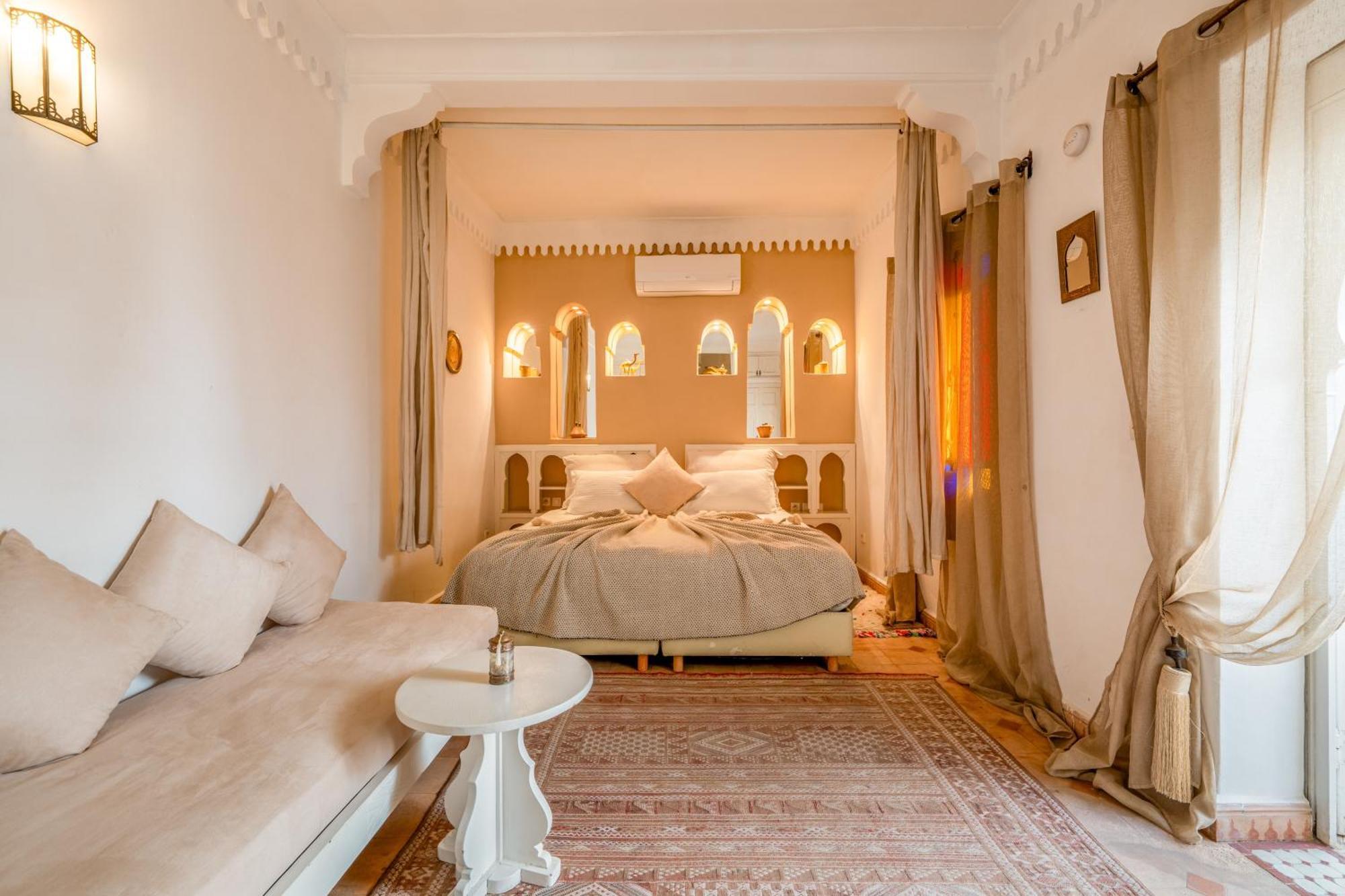 Riad Awinati Location Privatisee ,Piscine Chauffee , Beau Rooftop Marrákes Kültér fotó